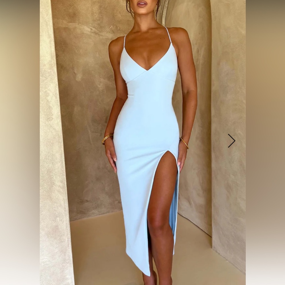 KIANA MIDI DRESS - BABY BLUE